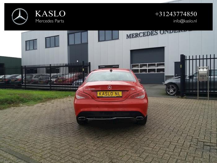 Mercedes CLA 2.2 CLA-220 CDI, 220 d 16V Skrotfordon (2014, METALLIC ROOD)