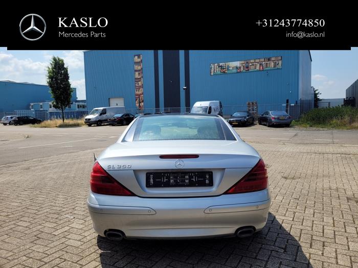 Mercedes SL 3.7 SL-350 V6 18V Samochód złomowany (2005, Metalik, Srebrny)