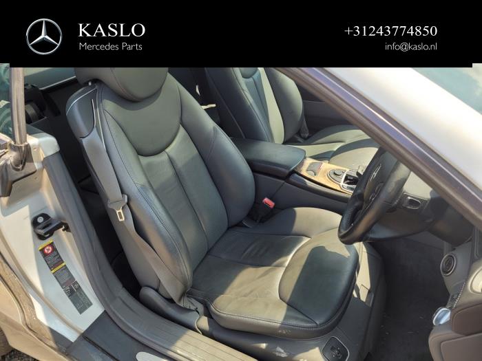 Mercedes SL 3.7 SL-350 V6 18V Samochód złomowany (2005, Metalik, Srebrny)