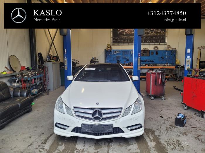 Mercedes E E-350 CDI BlueEfficiency 3.0 V6 24V Sloopvoertuig (2012, Wit)