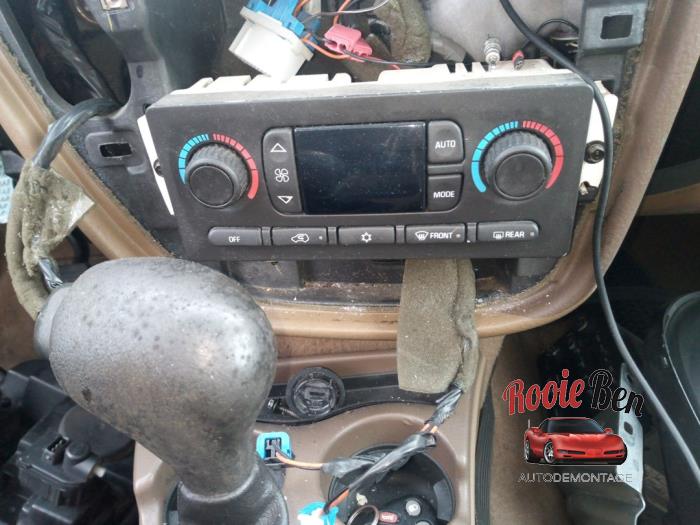 Chevrolet TrailBlazer 4.2 24V AWD Skrotfordon (2003, ZWART)