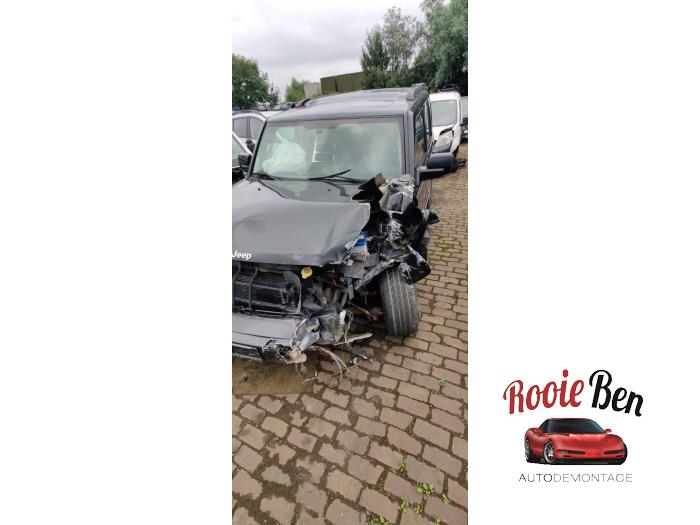 Jeep Commander 3.0 CRD Sloopvoertuig (2010, Zwart)