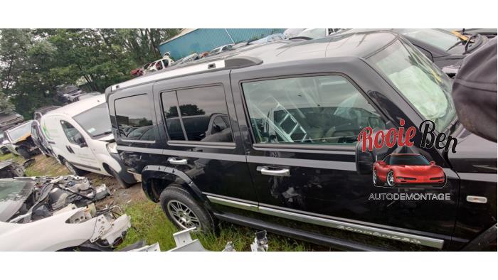 Jeep Commander 3.0 CRD Sloopvoertuig (2010, Zwart)