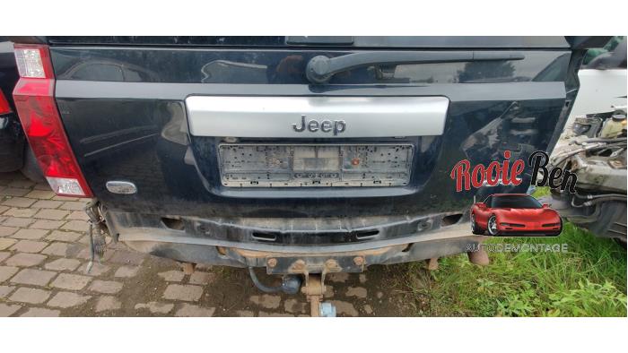 Jeep Commander 3.0 CRD Sloopvoertuig (2010, Zwart)