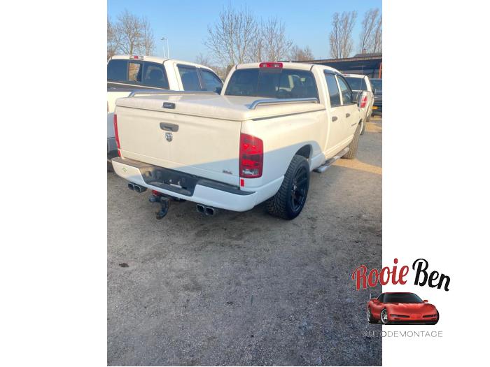 Dodge Ram 1500 5.7 V8 Hemi 1500 4x2 Skrotfordon (2005, WIT)