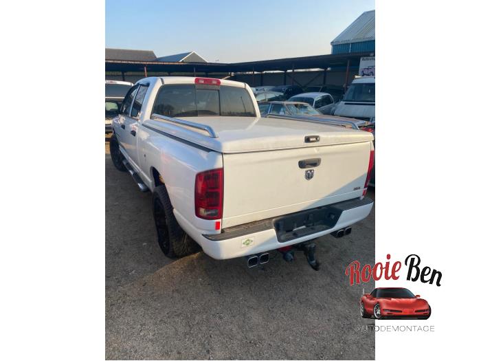 Dodge Ram 1500 5.7 V8 Hemi 1500 4x2 Skrotfordon (2005, WIT)