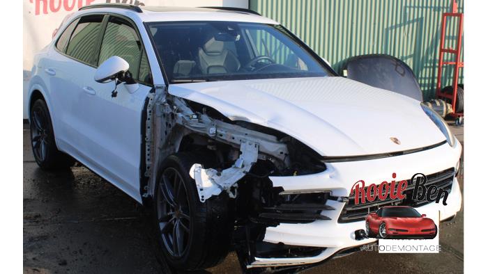 Porsche Cayenne III 2.9 Biturbo V6 24V S Sloopvoertuig (2018, Wit)