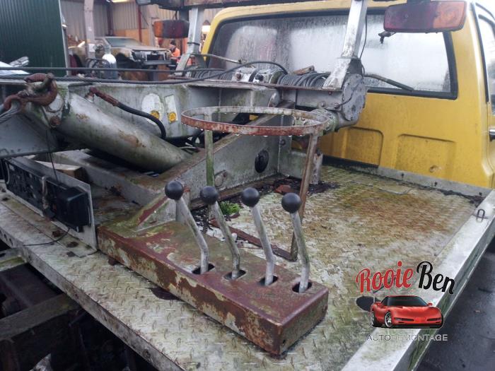 GMC Sierra Skrotfordon (1986, GEEL)