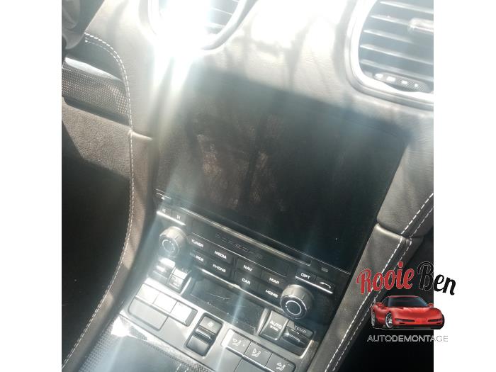 Porsche 718 Cayman 4.0 GT4 Skrotfordon (2020, GRIJS)