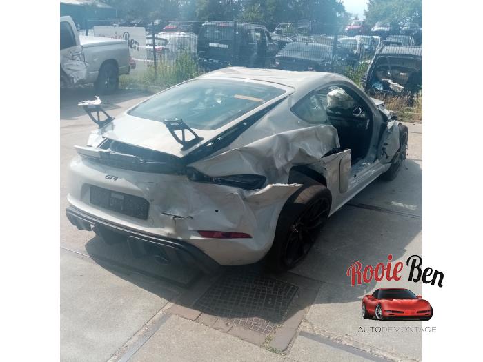 Porsche 718 Cayman 4.0 GT4 Skrotfordon (2020, GRIJS)