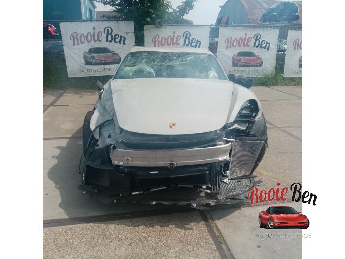 Porsche 718 Cayman 4.0 GT4 Skrotfordon (2020, GRIJS)