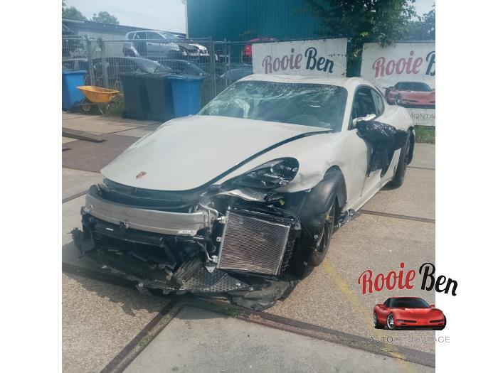 Porsche 718 Cayman 4.0 GT4 Skrotfordon (2020, GRIJS)