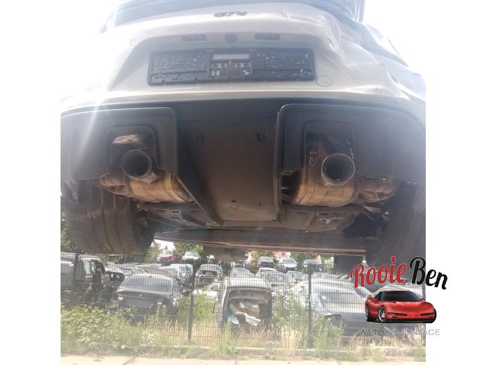 Porsche 718 Cayman 4.0 GT4 Skrotfordon (2020, GRIJS)