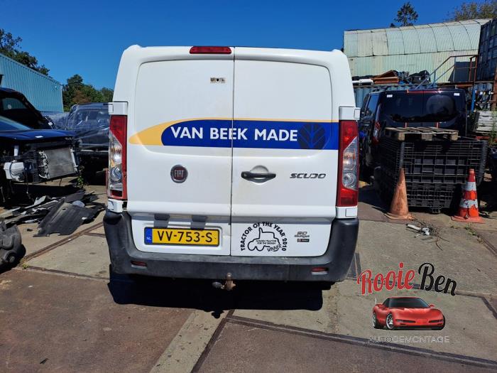 Fiat Scudo 1.6 D Multijet DPF Schadevoertuig (2016, Graniet)