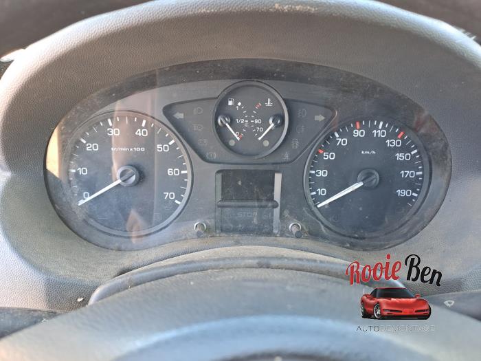 Fiat Scudo 1.6 D Multijet DPF Schadevoertuig (2016, Graniet)