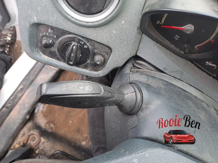 Ford Fiesta 6 1.25 16V Skrotfordon (2009, WIT)