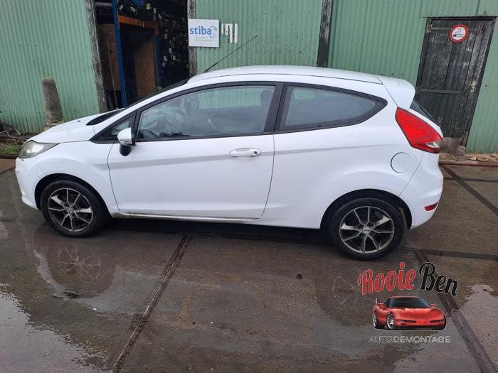 Ford Fiesta 6 1.25 16V Skrotfordon (2009, WIT)