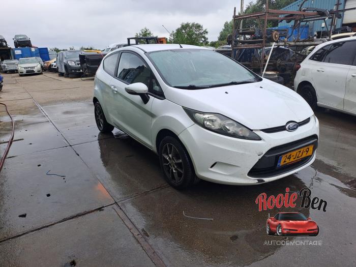 Ford Fiesta 6 1.25 16V Skrotfordon (2009, WIT)