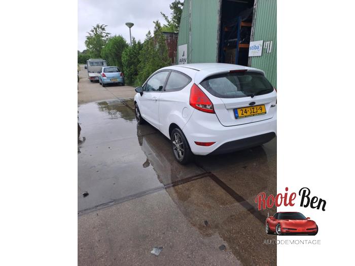 Ford Fiesta 6 1.25 16V Skrotfordon (2009, WIT)