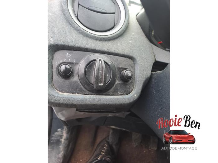 Ford Fiesta 6 1.25 16V Skrotfordon (2009, WIT)