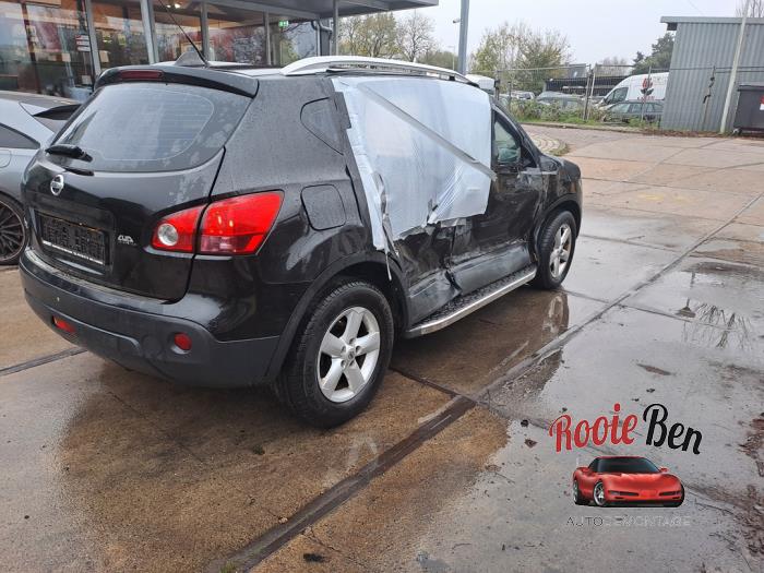 Nissan Qashqai 1.6 16V Skadat fordon (2007, ZWART)