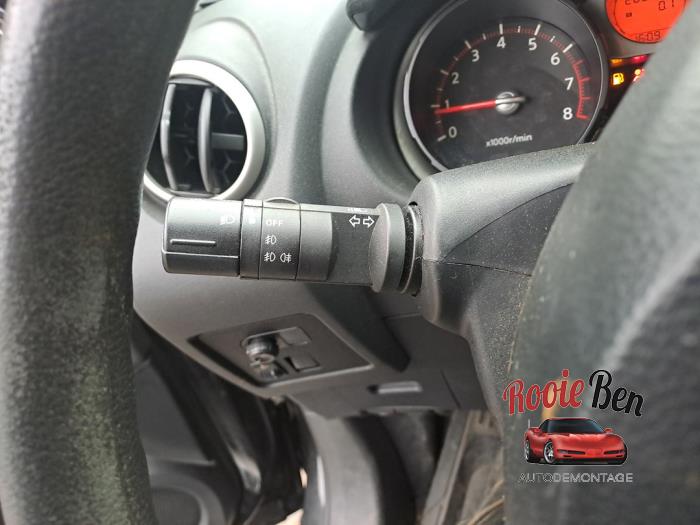 Nissan Qashqai 1.6 16V Skadat fordon (2007, ZWART)