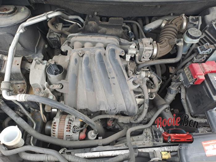 Nissan Qashqai 1.6 16V Skadat fordon (2007, ZWART)