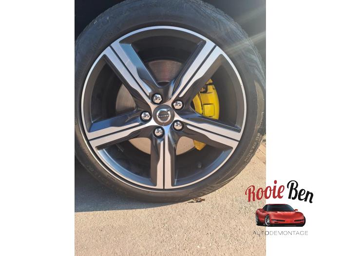 Volvo V40 2.0 D3 16V Sloopvoertuig (2018, Grijs)