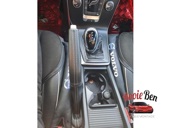 Volvo V40 2.0 D3 16V Sloopvoertuig (2018, Grijs)