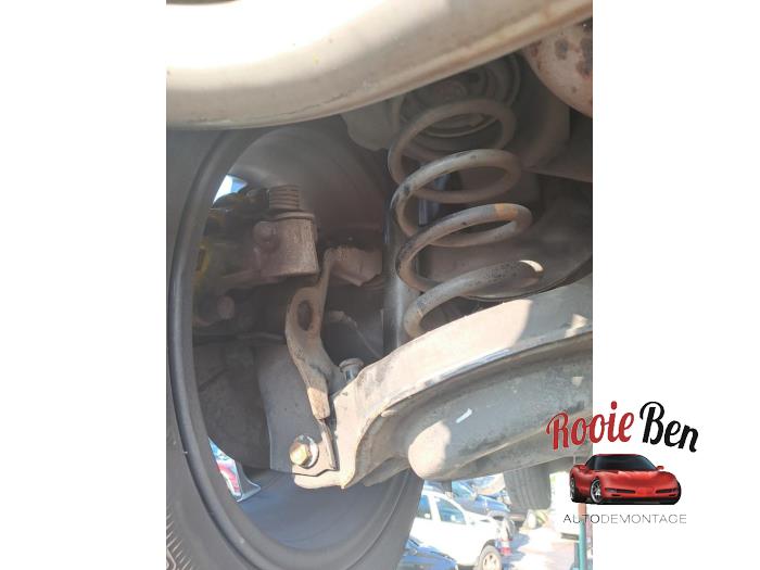 Volvo V40 2.0 D3 16V Sloopvoertuig (2018, Grijs)