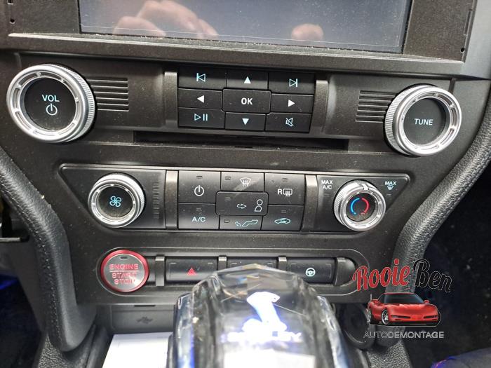 Ford Usa Mustang VI Fastback 5.0 GT Ecoboost V8 32V Skrotfordon (2020, ROOD)