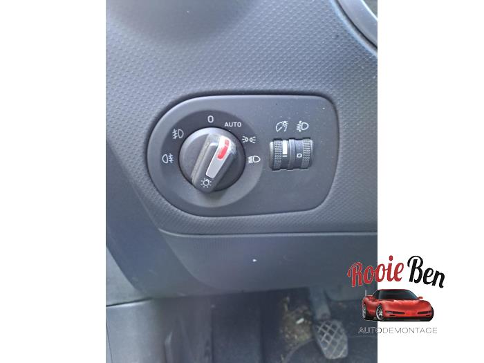 Seat Leon 1.2 TSI Sloopvoertuig (2011, Blauw)