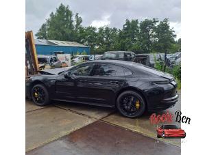 Porsche Panamera 4.0 V8 32V Turbo S E-Hybrid  (Sloop)