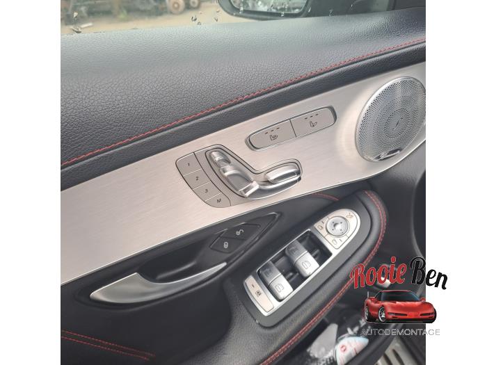 Mercedes GLC Coupé AMG 3.0 43 AMG V6 Turbo 4-Matic Skrotfordon (2019, GRIJS)