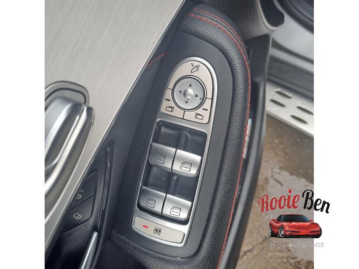 Mercedes GLC Coupé AMG 3.0 43 AMG V6 Turbo 4-Matic Skrotfordon (2019, GRIJS)