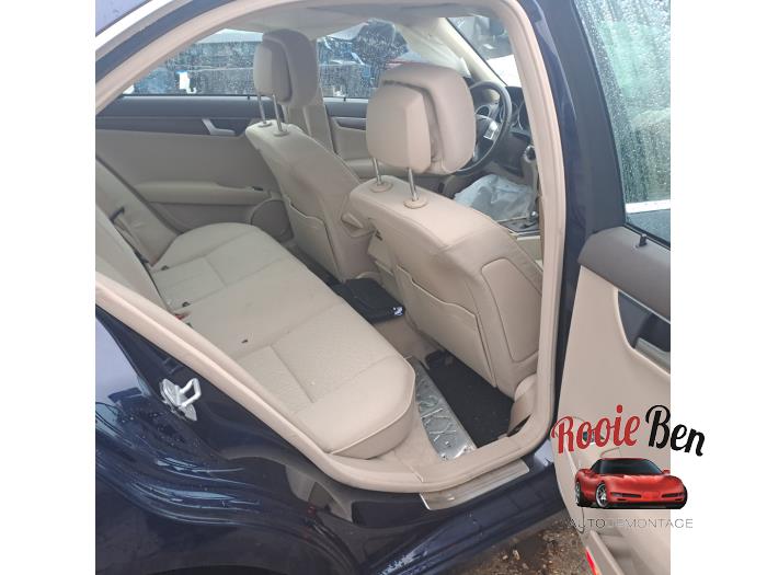 Mercedes C 2.2 C-180 CDI 16V BlueEFFICIENCY Skrotfordon (2011, BLAUW)