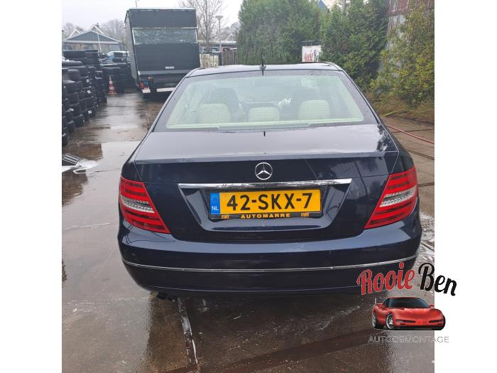 Mercedes C 2.2 C-180 CDI 16V BlueEFFICIENCY Skrotfordon (2011, BLAUW)