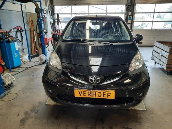 Toyota Aygo 1.0 12V VVT-i Sloopvoertuig (2008, Zwart)