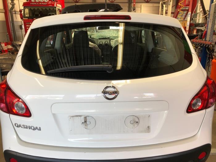 Nissan Qashqai 1.6 16V Skrotfordon (2009, WIT 326)