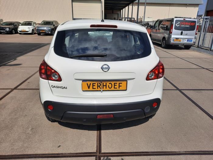 Nissan Qashqai 1.6 16V Skrotfordon (2009, WIT 326)