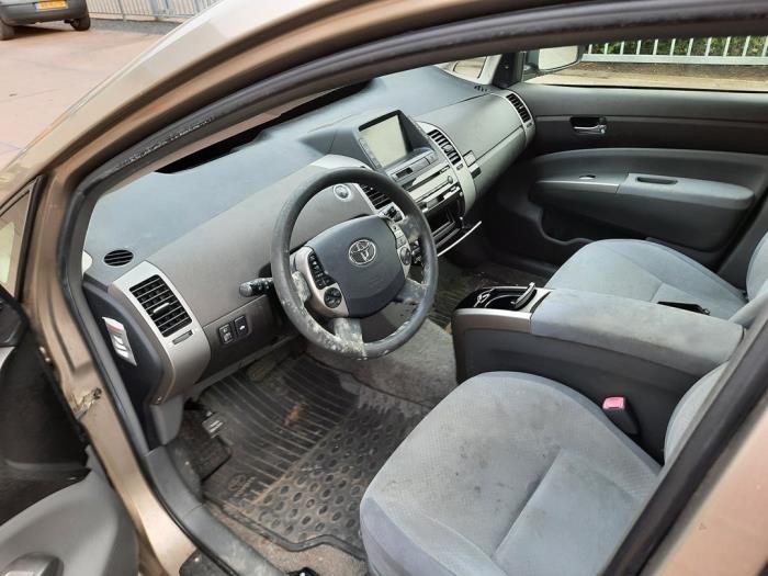 Toyota Prius 1.5 16V Sloopvoertuig (2005, Beige)