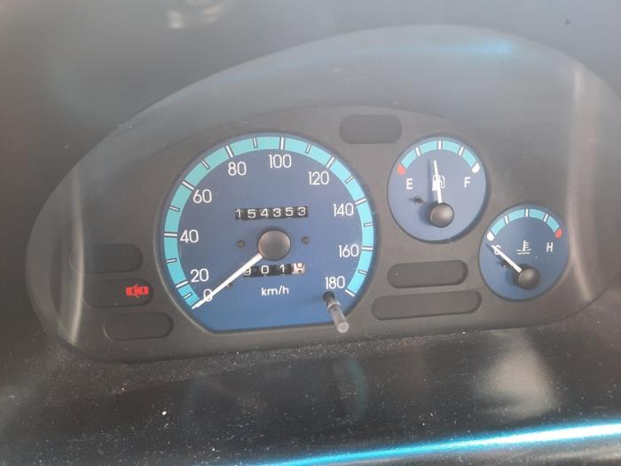 Chevrolet Matiz 0.8 S,SE Samochód złomowany (2004, Szary)