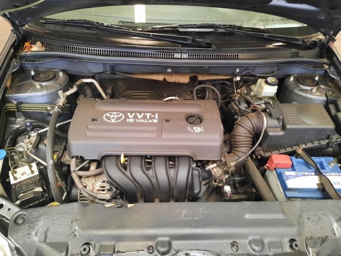 Toyota Corolla 1.4 16V VVT-i Sloopvoertuig (2006, Grijs)