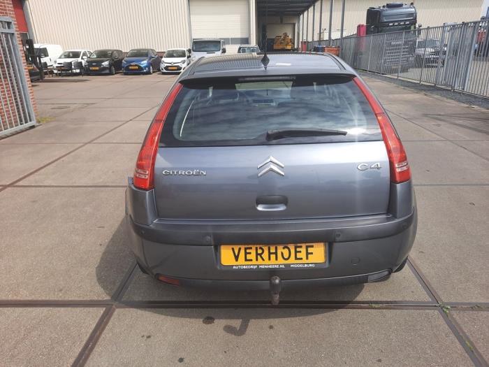 Citroen C4 Berline 1.6 16V VTi 120 Sloopvoertuig (2009, Grijs)
