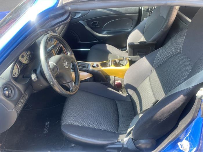 Mazda MX-5 1.6i 16V Schadevoertuig (2001, Blauw)