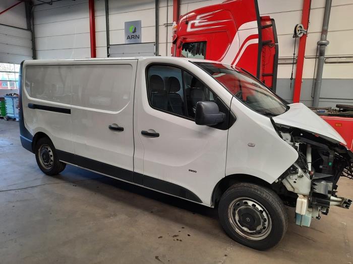Opel Vivaro 1.6 CDTI 90 Skrotfordon (2015, WIT)