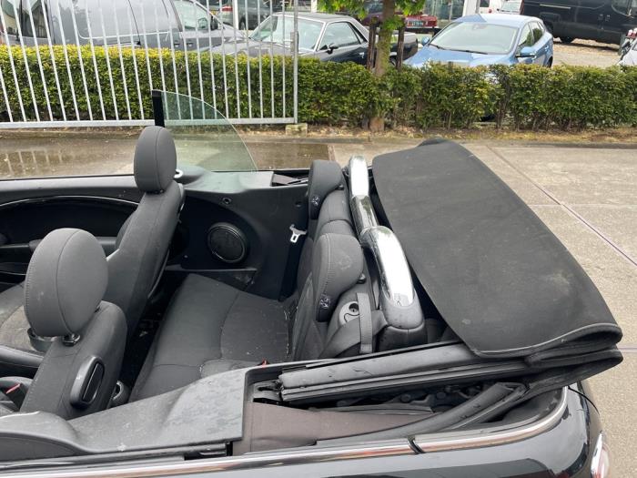 Mini Mini Open 1.6 16V One Skrotfordon (2013, ZWART)