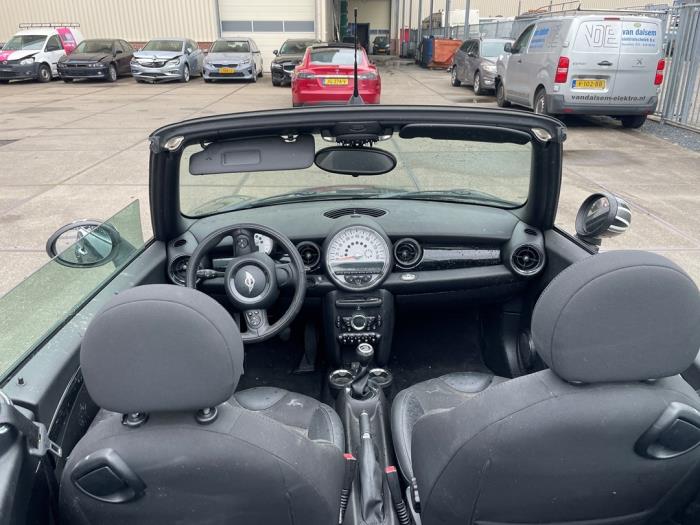 Mini Mini Open 1.6 16V One Skrotfordon (2013, ZWART)