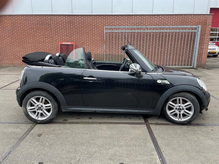 Mini Mini Open 1.6 16V One Skrotfordon (2013, ZWART)