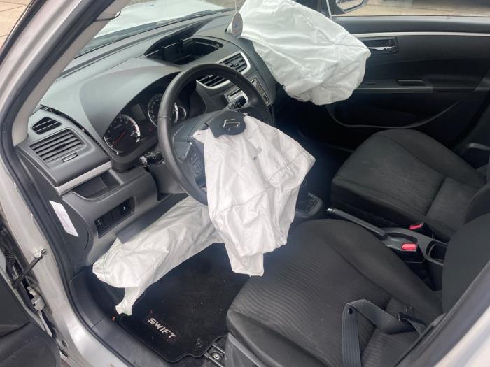 Suzuki Swift 1.2 16V Sloopvoertuig (2011, Grijs)